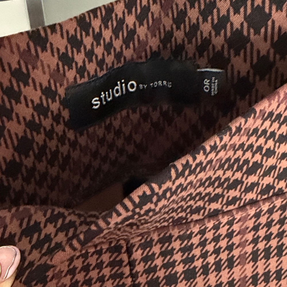Studio by Torrid plaid pants - Picture 2 of 3